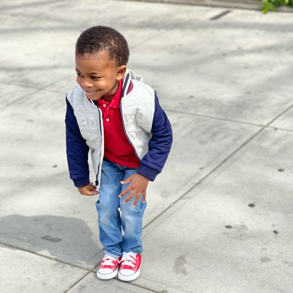 Meet your Posher, Vangela - Picture 7 of 8